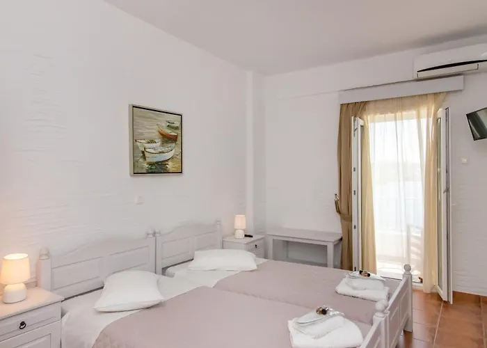 Agali Bay Ξενοδοχείο 2*